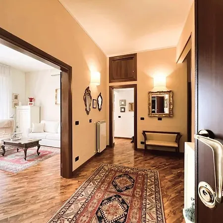 아파트 Verrazzano House *