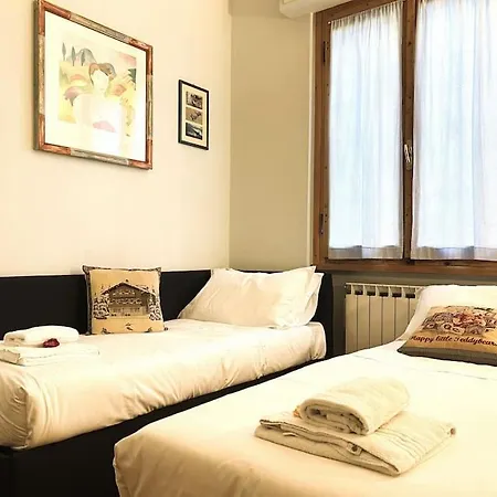 Verrazzano House 아파트