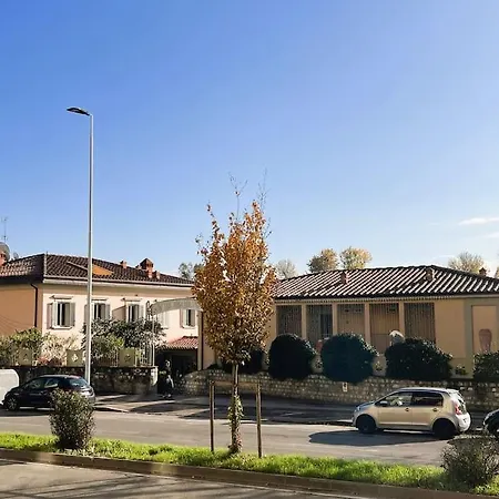 아파트 Verrazzano House