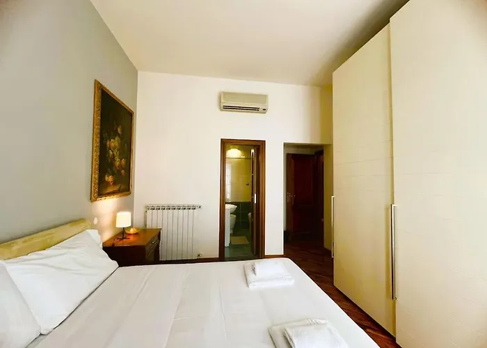 Verrazzano House