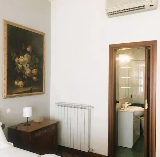 Verrazzano House