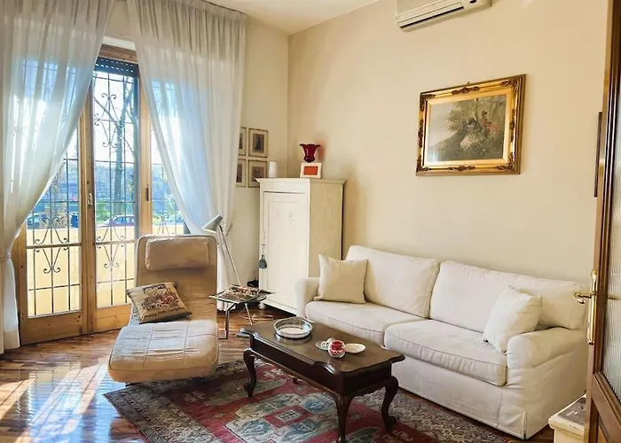 Verrazzano House